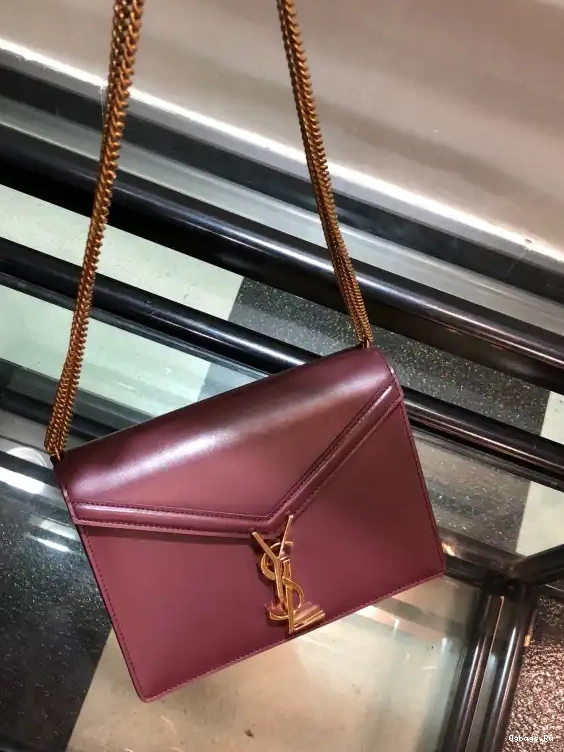 CASSANDRA YSL 0526